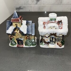 2 Christmas Winter Snow House Set With Tea light candles included